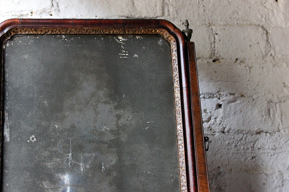 A Fine George II Period Figured Walnut Three-Drawer Dressing Mirror c.1730