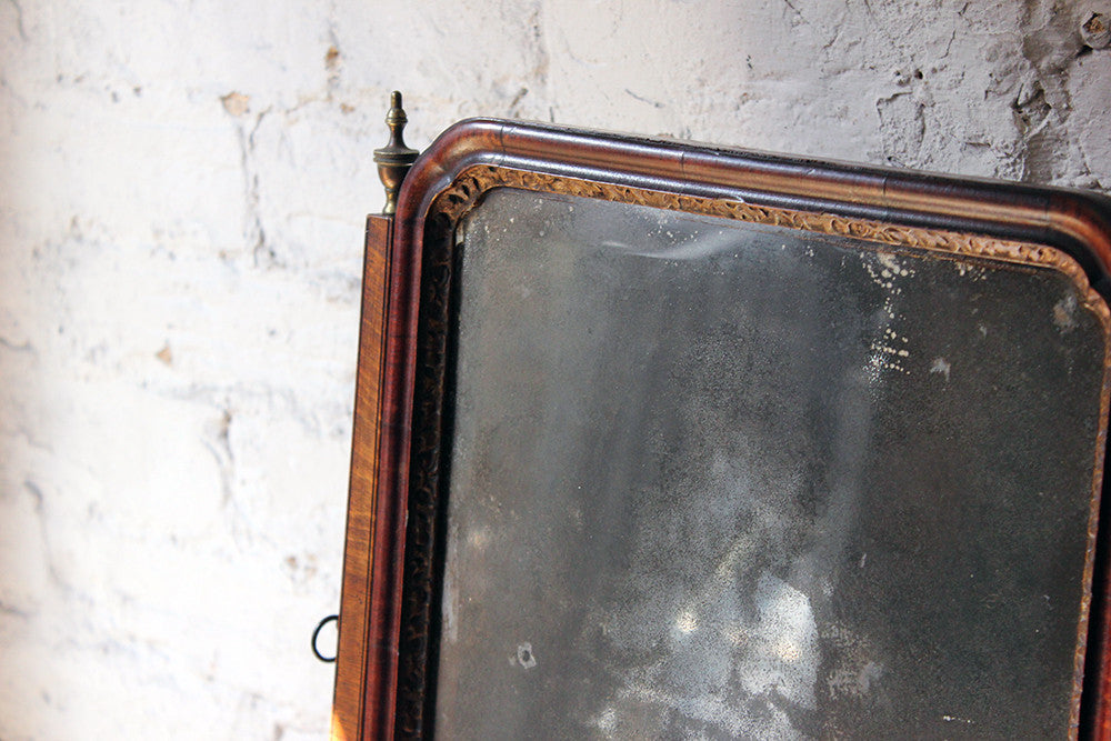 A Fine George II Period Figured Walnut Three-Drawer Dressing Mirror c.1730