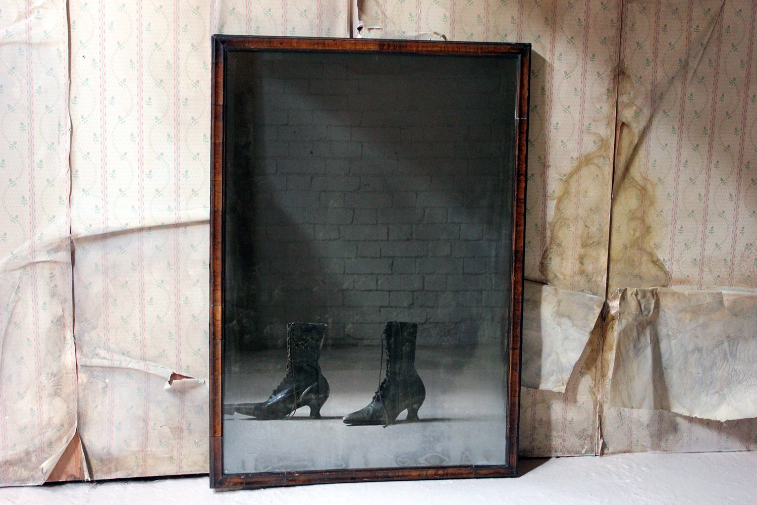 A George III Period Walnut Cushion Framed Rectangular Wall Mirror c.1800