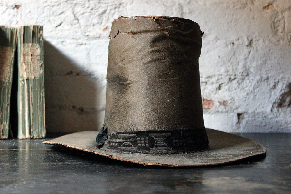 A Glorious Mid-19thC Ladies Silk Welsh Hat 'Het Gymreig' by 'Carver & Co late Dale & Co' c.1850