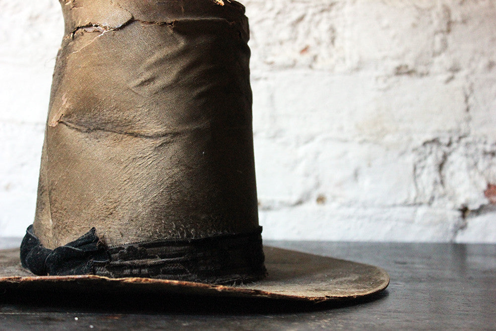 A Glorious Mid-19thC Ladies Silk Welsh Hat 'Het Gymreig' by 'Carver & Co late Dale & Co' c.1850