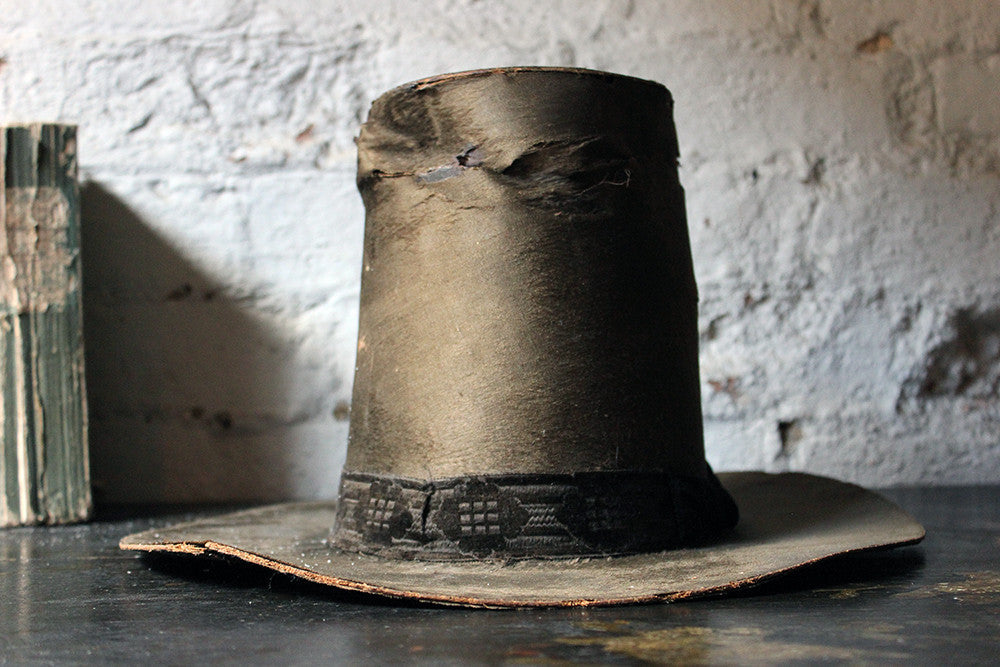 A Glorious Mid-19thC Ladies Silk Welsh Hat 'Het Gymreig' by 'Carver & Co late Dale & Co' c.1850
