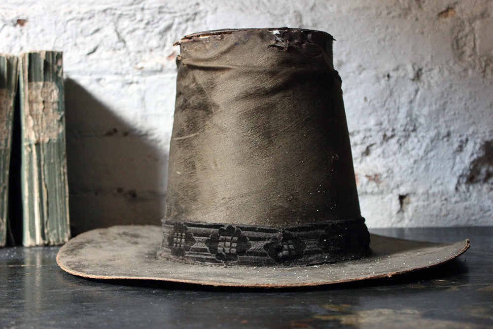 A Glorious Mid-19thC Ladies Silk Welsh Hat 'Het Gymreig' by 'Carver & Co late Dale & Co' c.1850