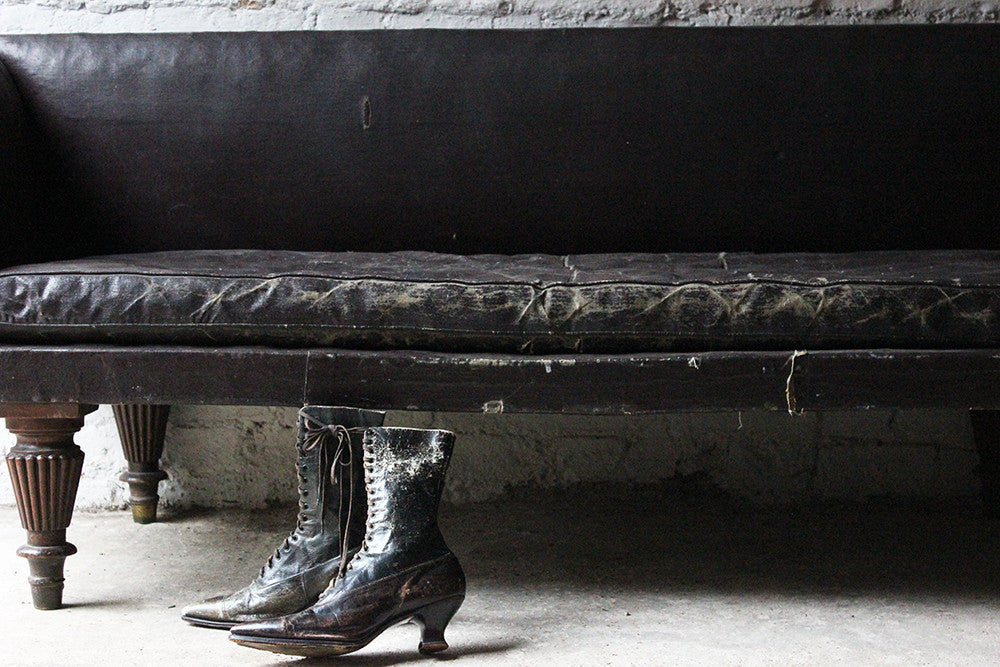 A Decorative William IV Period Rexine Upholstered Settee c.1835
