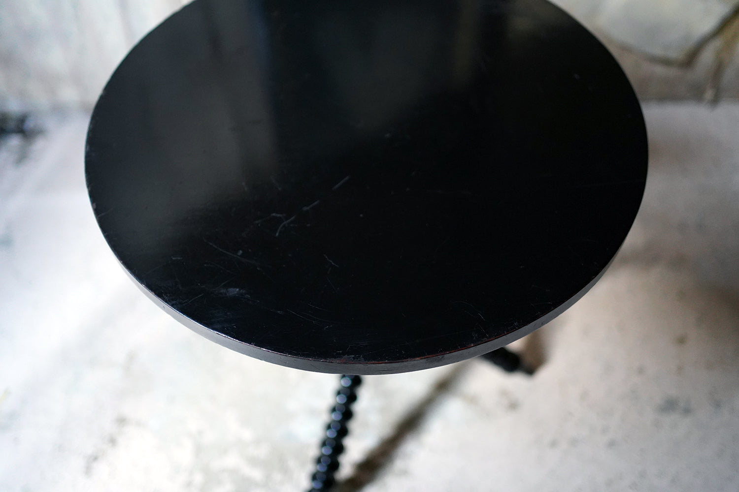 A Good Quality Late 19thC Ebonised Aesthetic Movement Ebonised Gypsy Table by Wylie & Lochhead